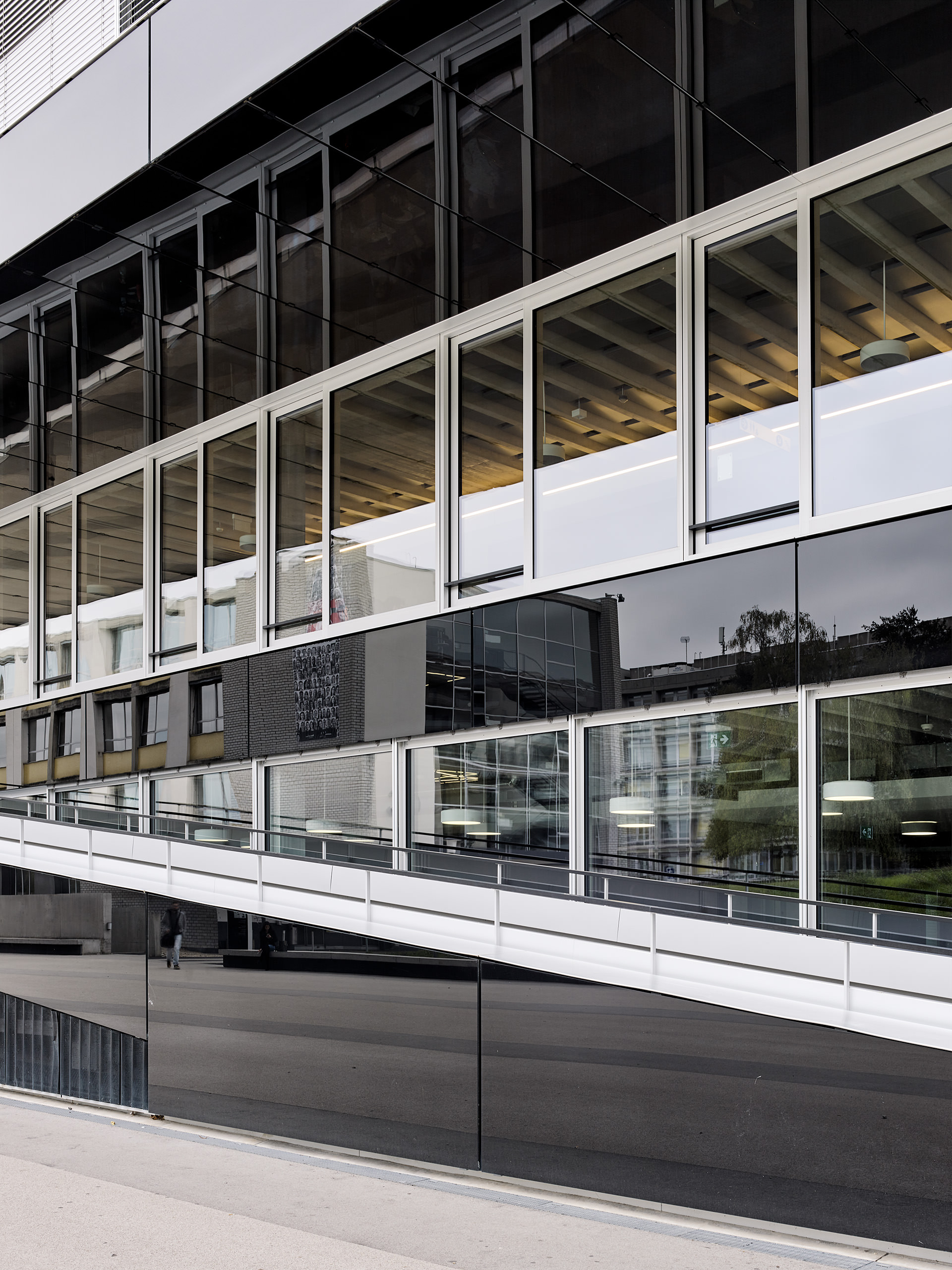 Haute Ecole de Gestion de Genève, Battelle-Carouge